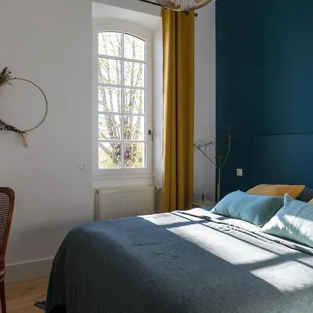 Holiday home Grand Avec Piscine Maison Port Valade
