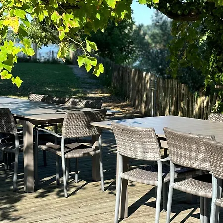 Grand Avec Piscine Maison Port Valade Holiday home Tabanac