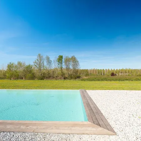 Grand Avec Piscine Maison Port Valade