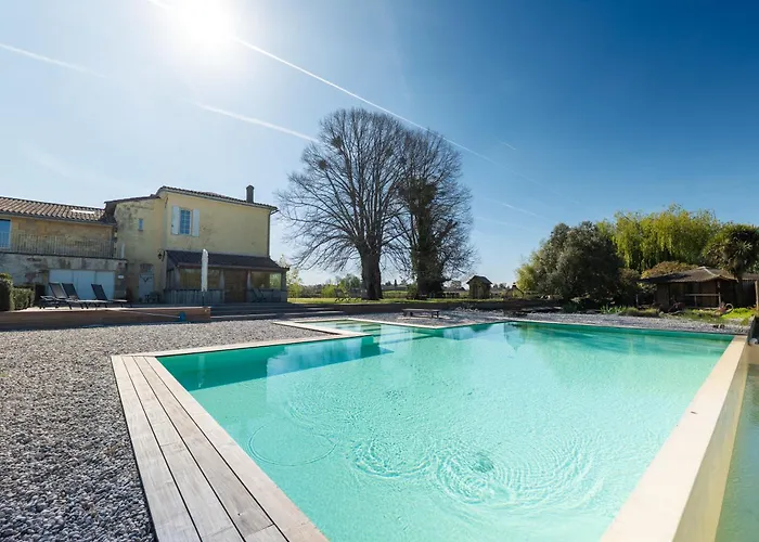 Vakantiehuis Grand Avec Piscine Maison Port Valade *