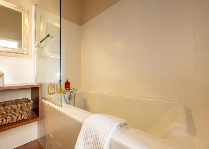 Grand Avec Piscine Maison Port Valade Vakantiehuis